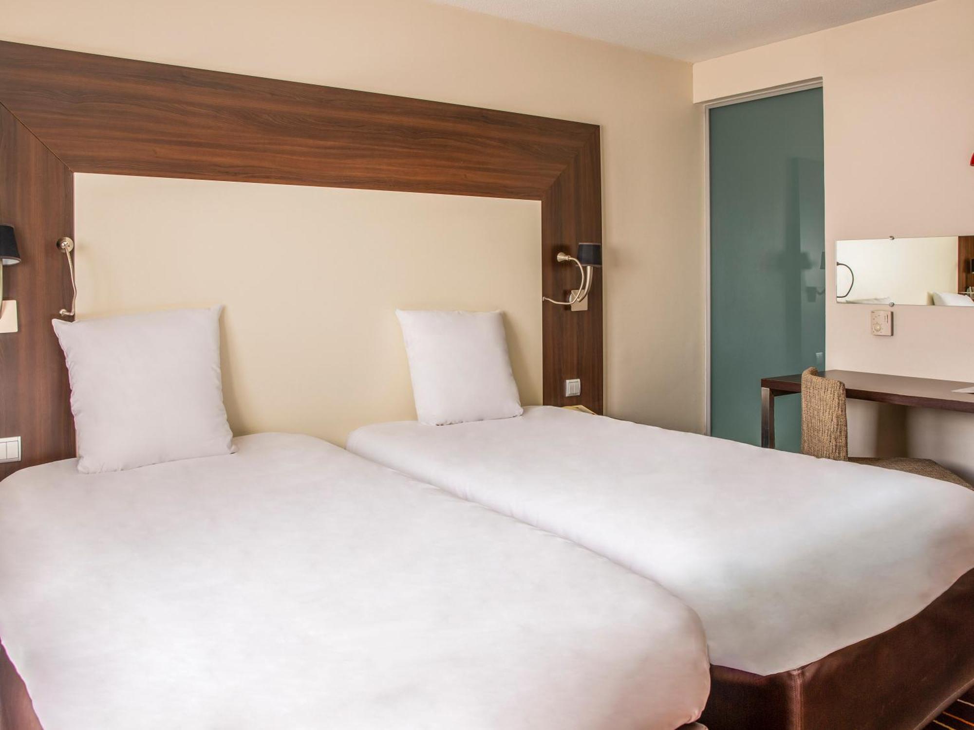 Mercure Paris Porte D'Orleans Montrouge Exterior foto